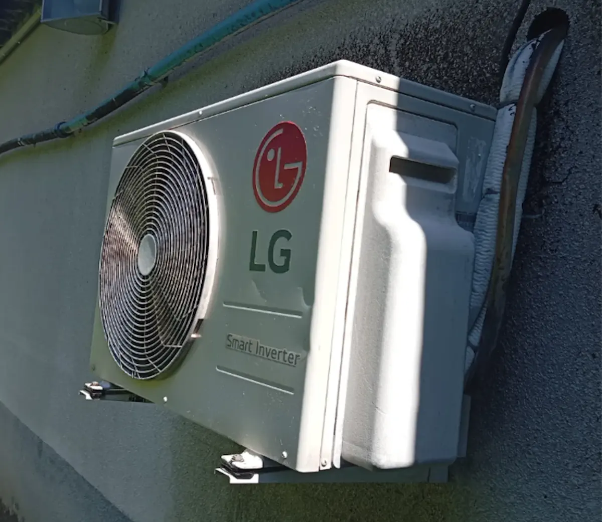 Higienização de condensadora do ar condicionado - manutencao de ar condicionado dl climatizacao embu